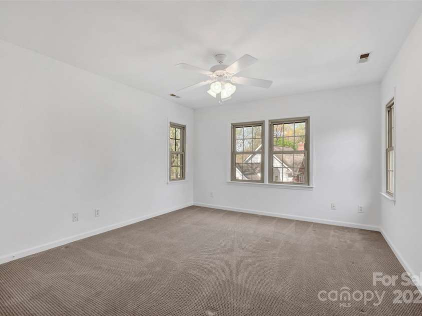 125 Cove Creek Loop, Mooresville, NC 28117.  MLS# CAR4243295, YatesRealty ID 6051. 