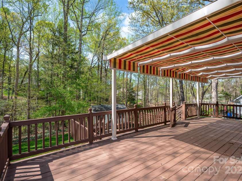 125 Cove Creek Loop, Mooresville, NC 28117.  MLS# CAR4243295, YatesRealty ID 6051. 
