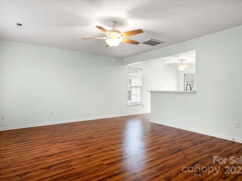3320 Alderknoll Court, Charlotte, NC 28216.  MLS# CAR4242759, YatesRealty ID 6052. 
