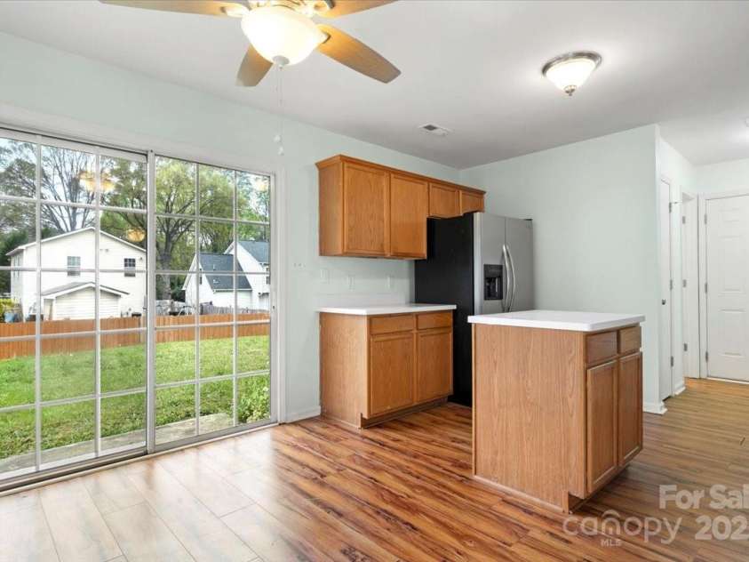 3320 Alderknoll Court, Charlotte, NC 28216.  MLS# CAR4242759, YatesRealty ID 6052. 