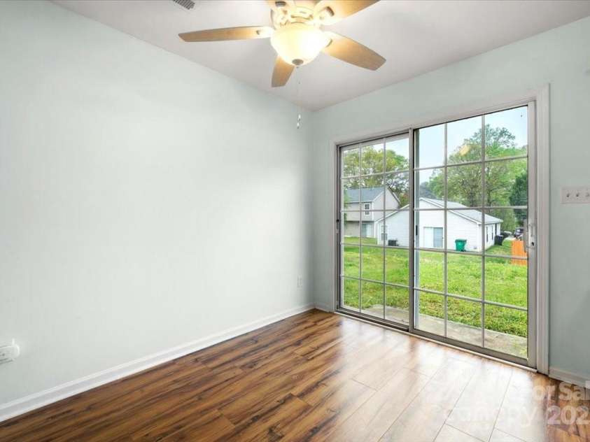 3320 Alderknoll Court, Charlotte, NC 28216.  MLS# CAR4242759, YatesRealty ID 6052. 