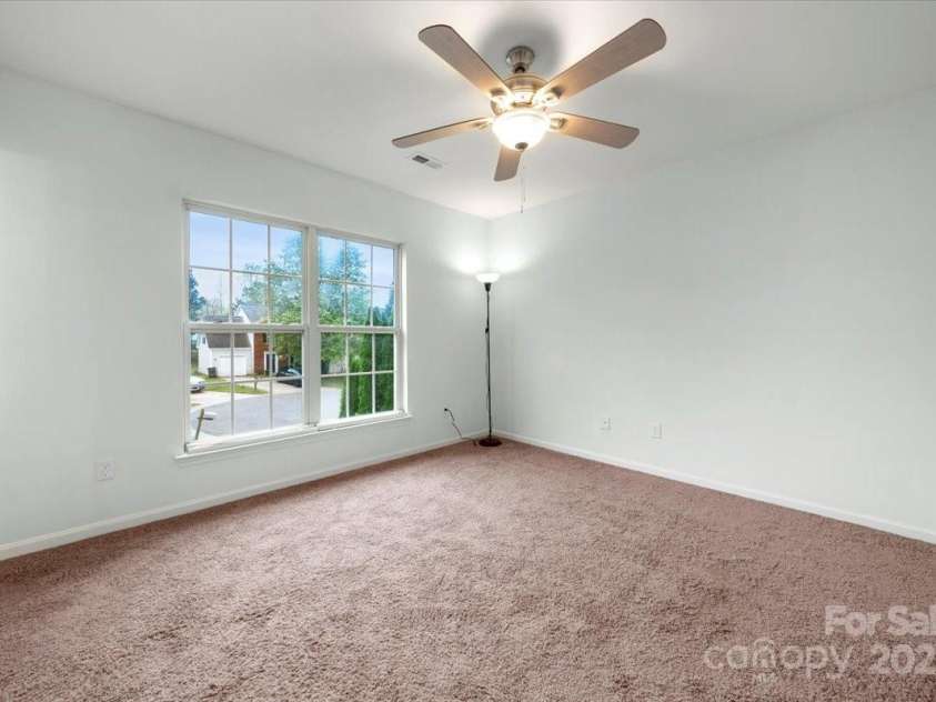 3320 Alderknoll Court, Charlotte, NC 28216.  MLS# CAR4242759, YatesRealty ID 6052. 