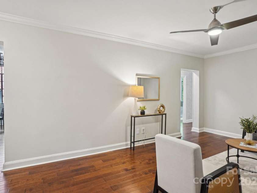 1121 Myrtle Avenue, Charlotte, NC 28203.  MLS# CAR4259010, YatesRealty ID 6053. 