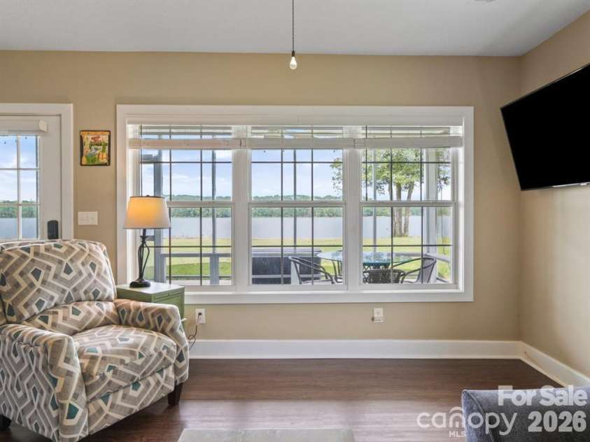 275 Waters Edge Drive, Winnsboro, SC 29180.  MLS# CAR4361923, YatesRealty ID 6053. 