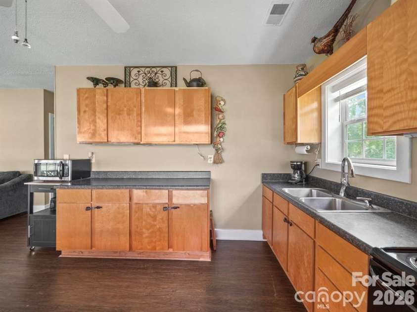 275 Waters Edge Drive, Winnsboro, SC 29180.  MLS# CAR4361923, YatesRealty ID 6053. 