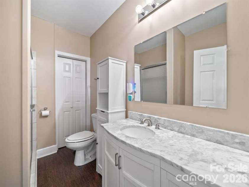 275 Waters Edge Drive, Winnsboro, SC 29180.  MLS# CAR4361923, YatesRealty ID 6053. 