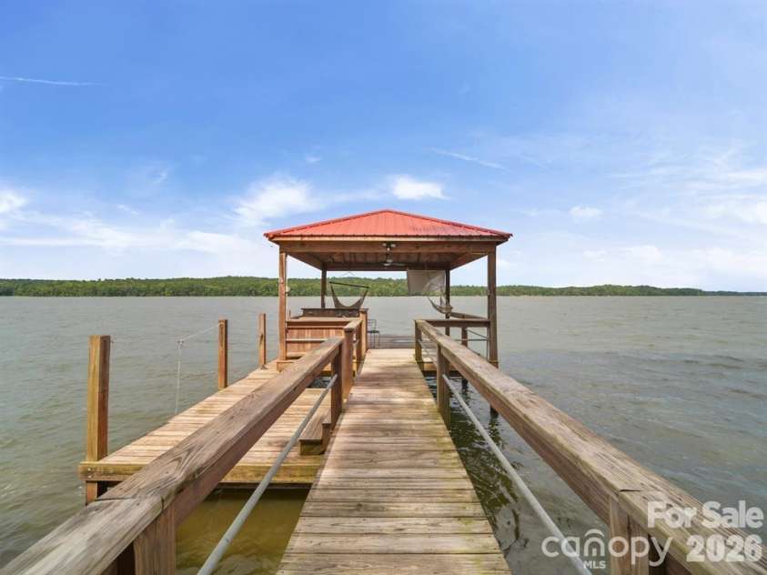 275 Waters Edge Drive, Winnsboro, SC 29180.  MLS# CAR4361923, YatesRealty ID 6053. 