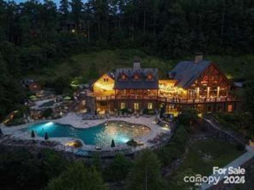 85 Southshore Drive, Tuckasegee, NC 28783.  MLS# CAR4226959, YatesRealty ID 6054. 