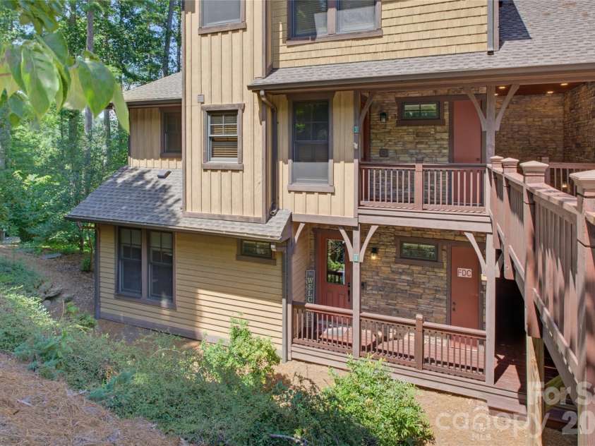 85 Southshore Drive, Tuckasegee, NC 28783.  MLS# CAR4226959, YatesRealty ID 6054. 