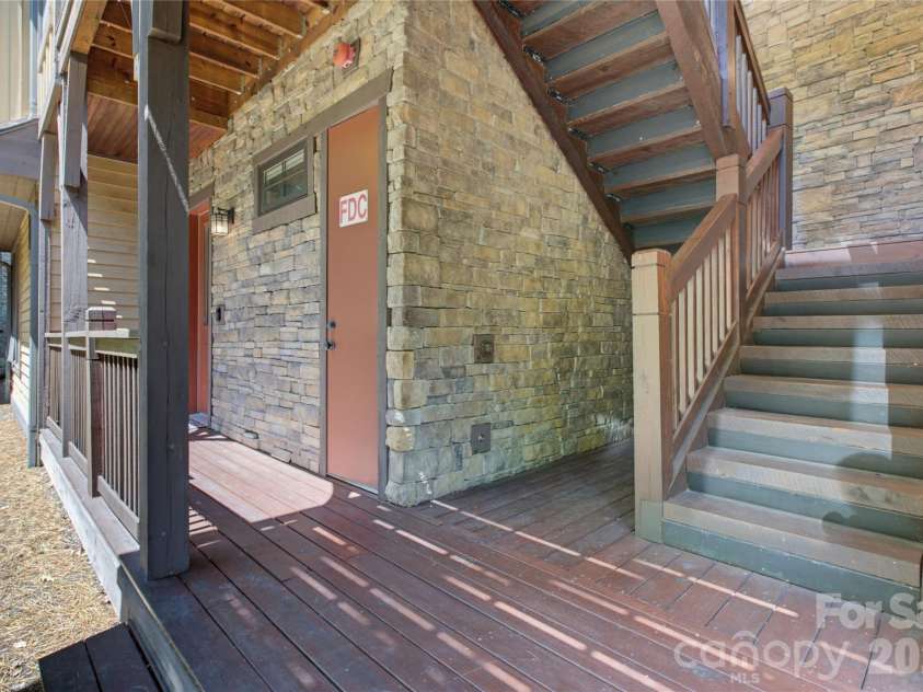 85 Southshore Drive, Tuckasegee, NC 28783.  MLS# CAR4226959, YatesRealty ID 6054. 