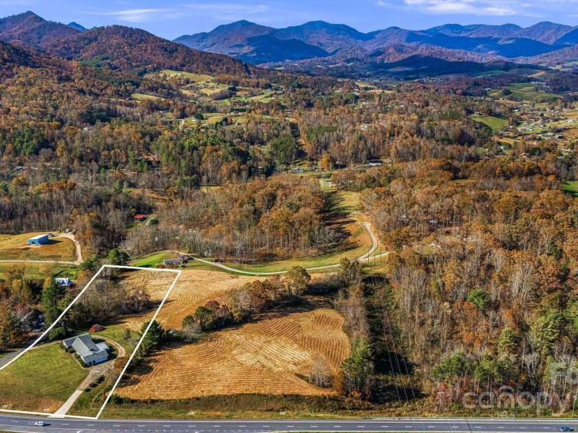 7 Brookshire Road, Leicester, NC 28748.  MLS# CAR4192771, YatesRealty ID 6055. 