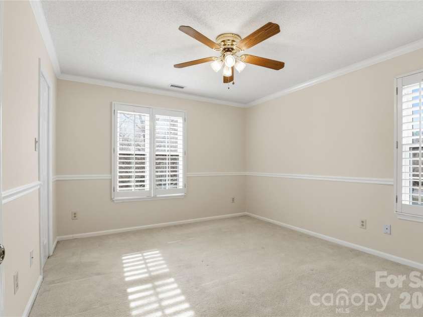 9209 Kings Canyon Drive, Charlotte, NC 28210.  MLS# CAR4340050, YatesRealty ID 6055. 