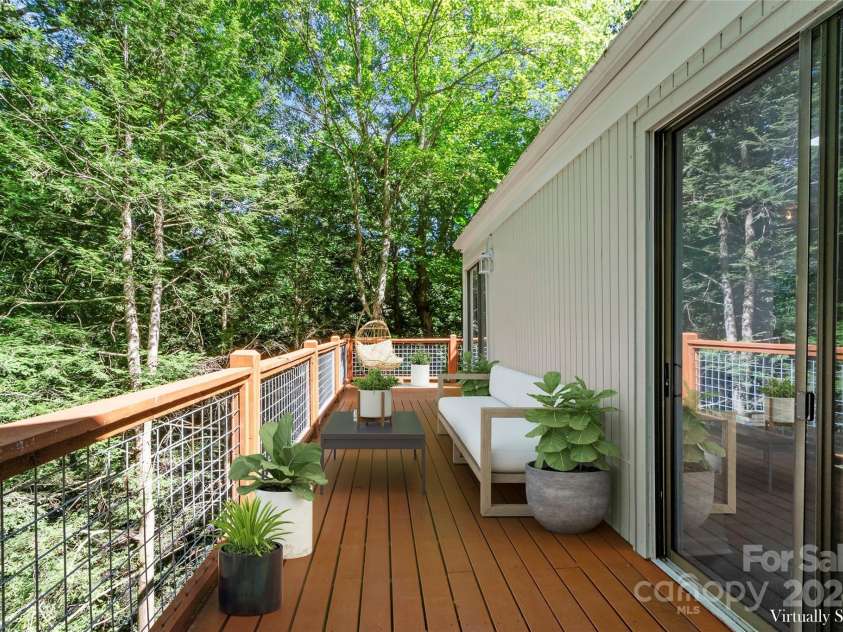 141 Wildflower Road, Spruce Pine, NC 28777.  MLS# CAR4157310, YatesRealty ID 6056. 