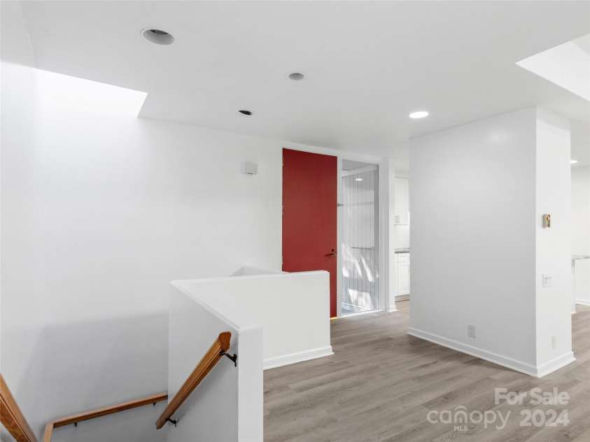 141 Wildflower Road, Spruce Pine, NC 28777.  MLS# CAR4157310, YatesRealty ID 6056. 