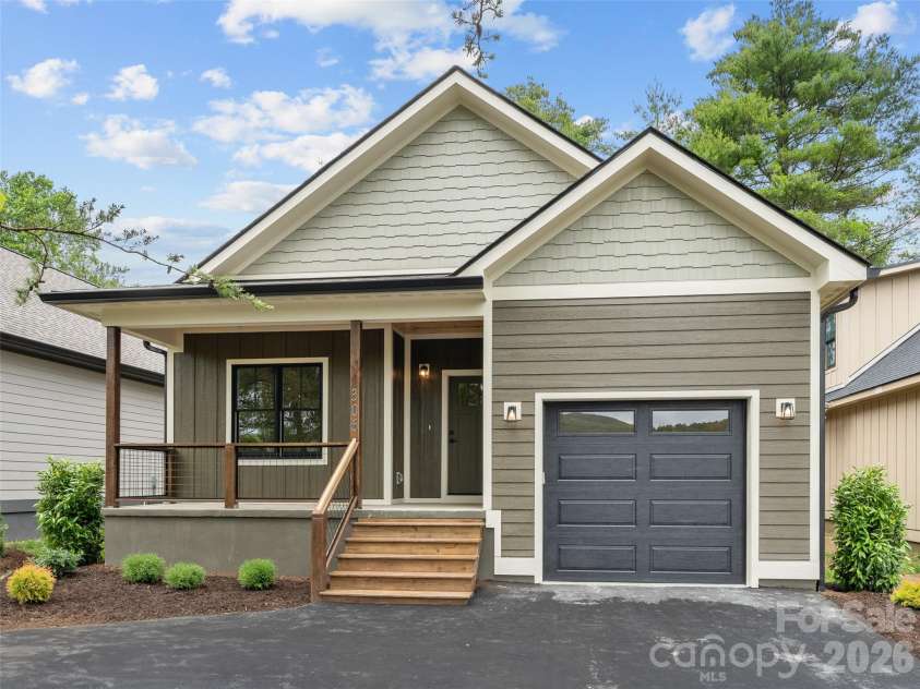 306 Gallimore Road, Brevard, NC 28712.  MLS# CAR4343302, YatesRealty ID 6056. 