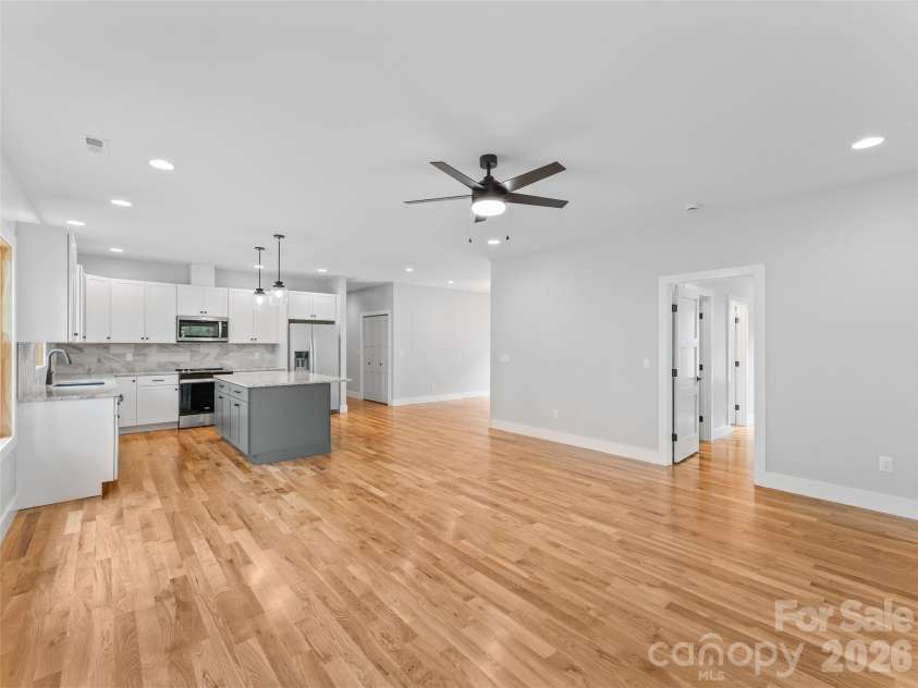 306 Gallimore Road, Brevard, NC 28712.  MLS# CAR4343302, YatesRealty ID 6056. 