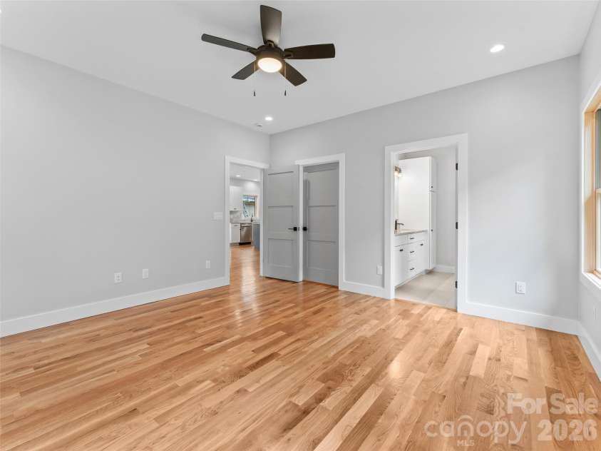 306 Gallimore Road, Brevard, NC 28712.  MLS# CAR4343302, YatesRealty ID 6056. 
