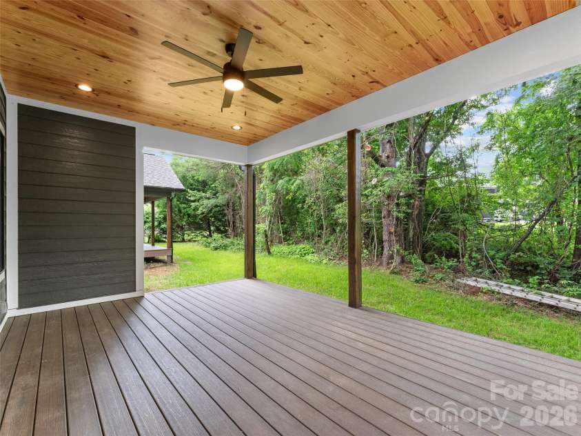 306 Gallimore Road, Brevard, NC 28712.  MLS# CAR4343302, YatesRealty ID 6056. 
