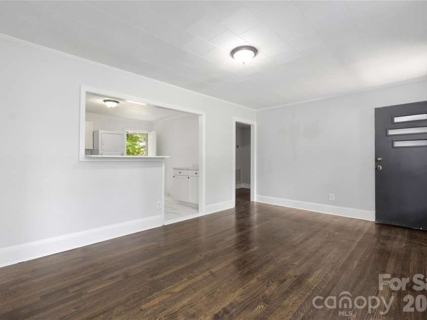 146 Staton Road, Gastonia, NC 28056.  MLS# CAR4349751, YatesRealty ID 6057. 