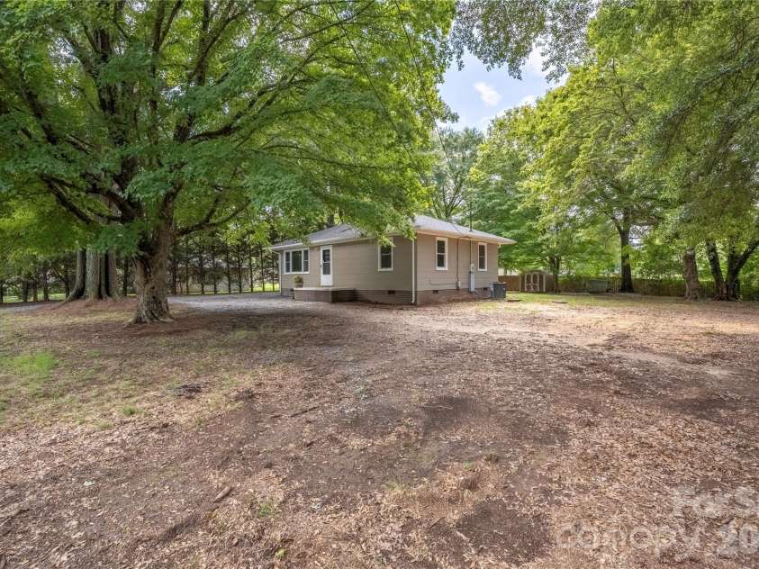 146 Staton Road, Gastonia, NC 28056.  MLS# CAR4349751, YatesRealty ID 6057. Spacious backyard