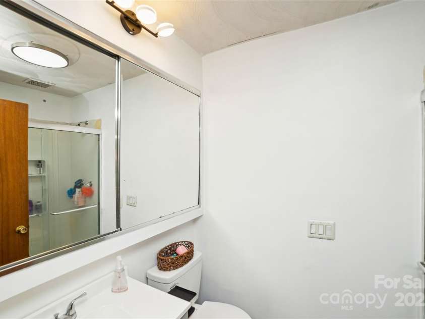 17154 Frog Pond Road, Oakboro, NC 28129.  MLS# CAR4228450, YatesRealty ID 6058. 