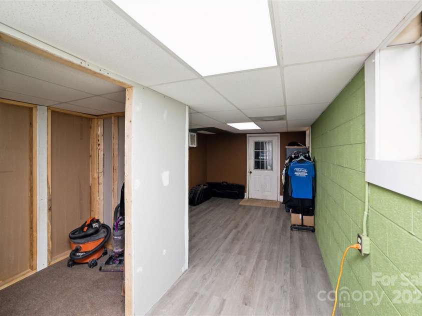 17154 Frog Pond Road, Oakboro, NC 28129.  MLS# CAR4228450, YatesRealty ID 6058. Basement