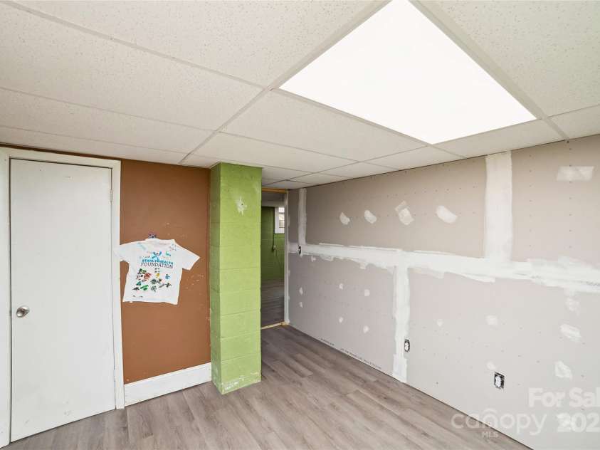 17154 Frog Pond Road, Oakboro, NC 28129.  MLS# CAR4228450, YatesRealty ID 6058. Basement