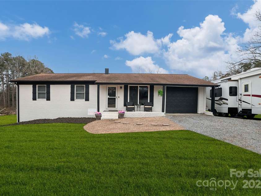 17154 Frog Pond Road, Oakboro, NC 28129.  MLS# CAR4228450, YatesRealty ID 6058. Grass AI to green