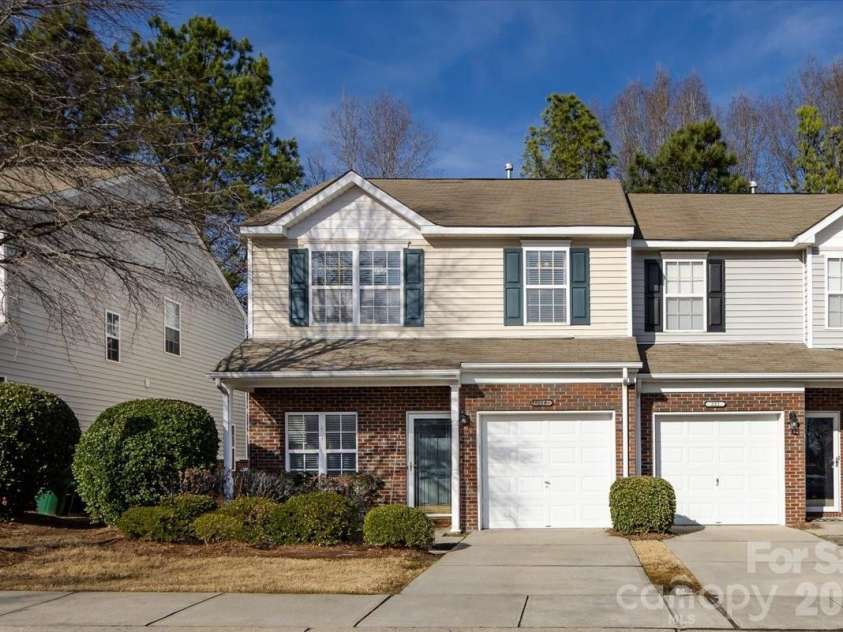 224 Azteca Drive, Matthews, NC 28104.  MLS# CAR4345591, YatesRealty ID 6058. 