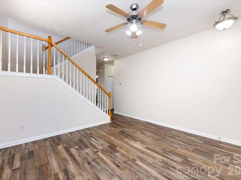224 Azteca Drive, Matthews, NC 28104.  MLS# CAR4345591, YatesRealty ID 6058. 