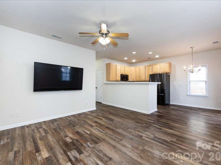 224 Azteca Drive, Matthews, NC 28104.  MLS# CAR4345591, YatesRealty ID 6058. 