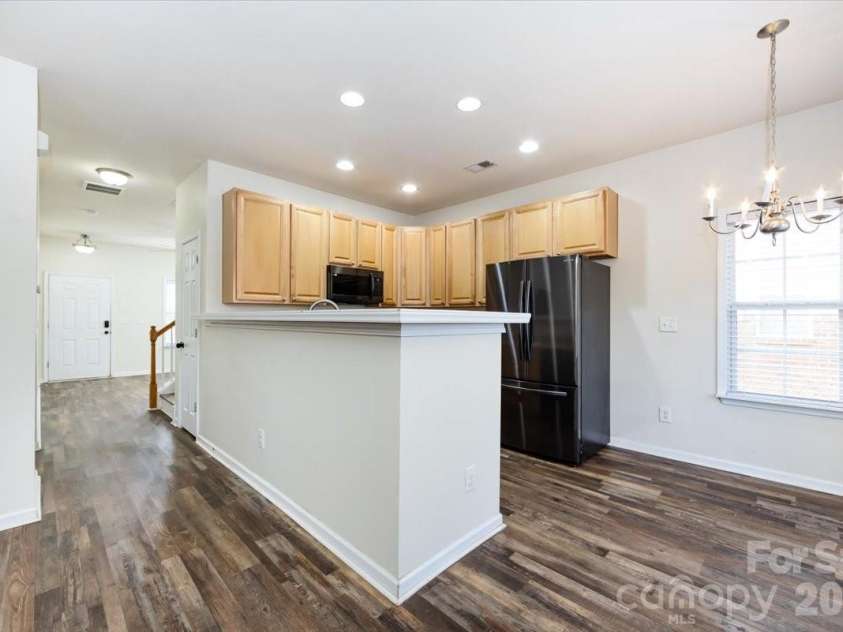 224 Azteca Drive, Matthews, NC 28104.  MLS# CAR4345591, YatesRealty ID 6058. 