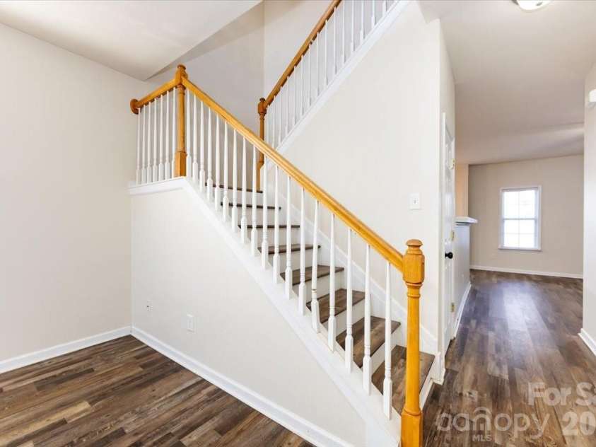 224 Azteca Drive, Matthews, NC 28104.  MLS# CAR4345591, YatesRealty ID 6058. 