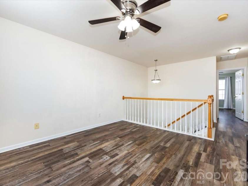 224 Azteca Drive, Matthews, NC 28104.  MLS# CAR4345591, YatesRealty ID 6058. 