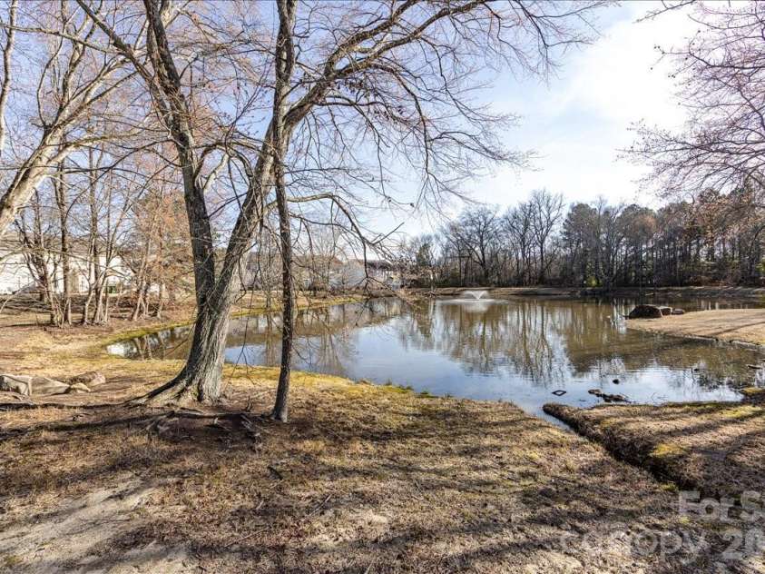 224 Azteca Drive, Matthews, NC 28104.  MLS# CAR4345591, YatesRealty ID 6058. 