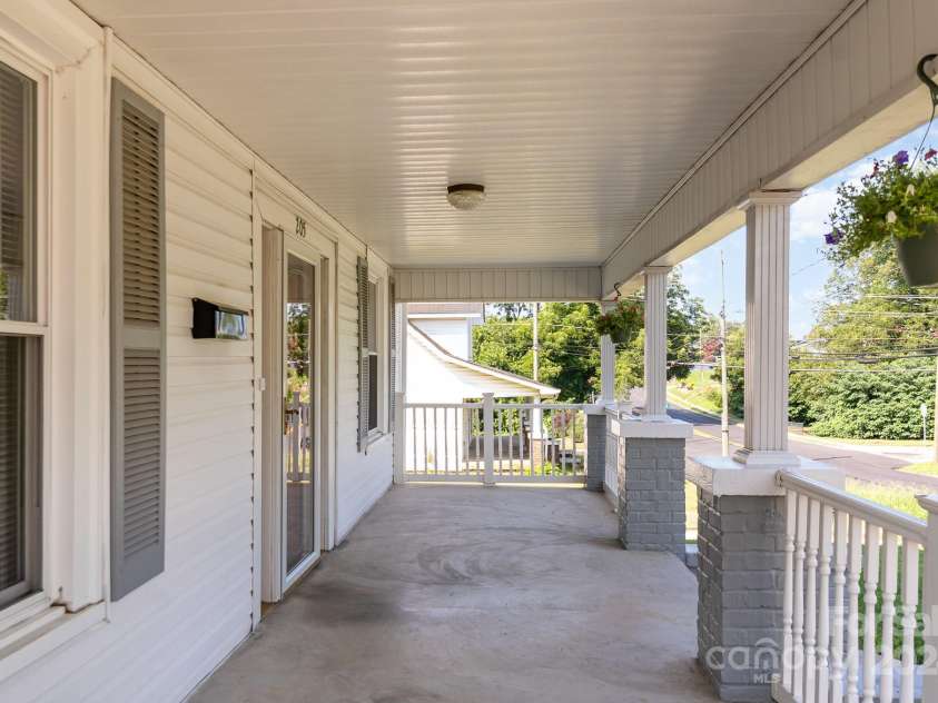 205 Martin Luther King Jr Avenue, Salisbury, NC 28144.  MLS# CAR4167401, YatesRealty ID 606. 