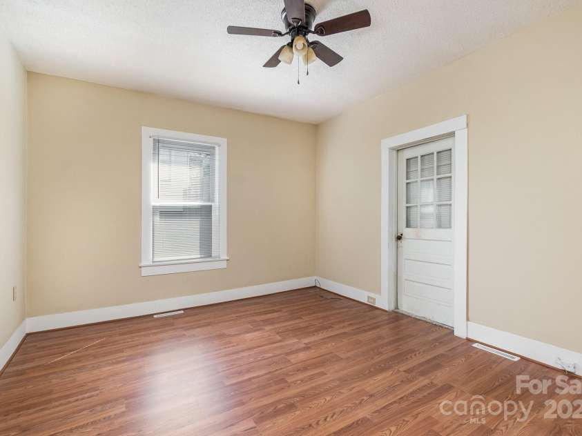 205 Martin Luther King Jr Avenue, Salisbury, NC 28144.  MLS# CAR4167401, YatesRealty ID 606. 