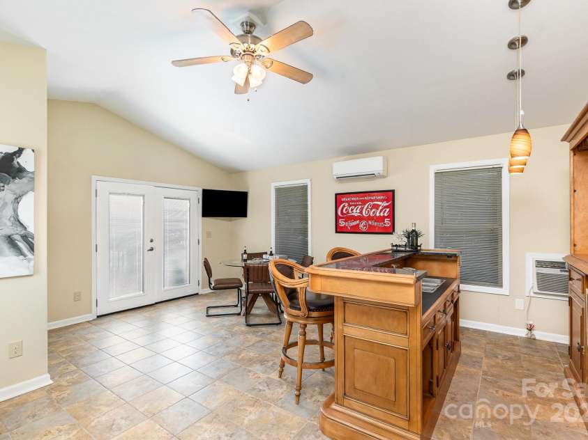 205 Martin Luther King Jr Avenue, Salisbury, NC 28144.  MLS# CAR4167401, YatesRealty ID 606. 