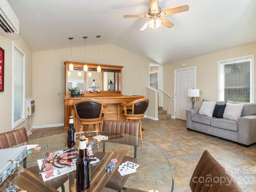 205 Martin Luther King Jr Avenue, Salisbury, NC 28144.  MLS# CAR4167401, YatesRealty ID 606. 