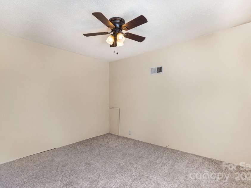 205 Martin Luther King Jr Avenue, Salisbury, NC 28144.  MLS# CAR4167401, YatesRealty ID 606. 