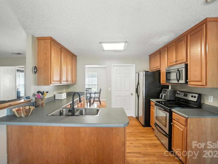 1116 Shop Road, Kershaw, SC 29067.  MLS# CAR4306111, YatesRealty ID 6061. 