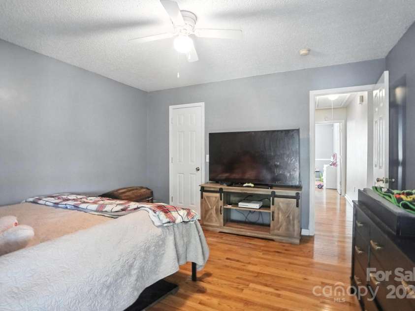 1116 Shop Road, Kershaw, SC 29067.  MLS# CAR4306111, YatesRealty ID 6061. 
