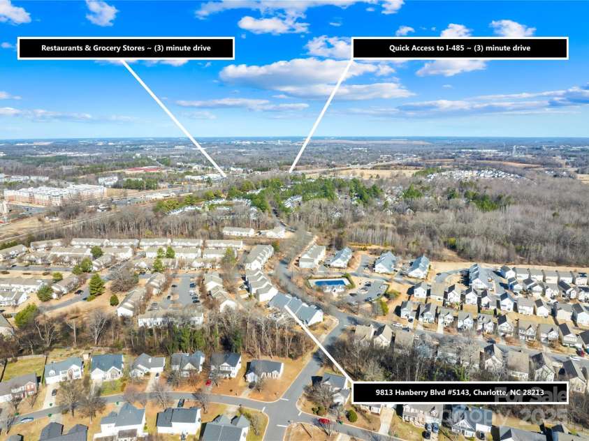 9813 Hanberry Boulevard, Charlotte, NC 28213.  MLS# CAR4218381, YatesRealty ID 6061. 