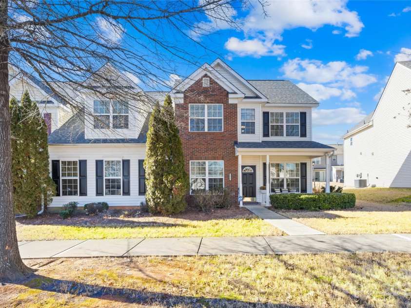 9813 Hanberry Boulevard, Charlotte, NC 28213.  MLS# CAR4218381, YatesRealty ID 6061. 