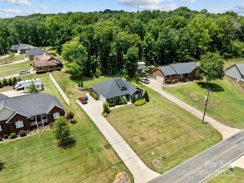 203 Poplins Grove Church Road, Albemarle, NC 28001.  MLS# CAR4271433, YatesRealty ID 6063. 