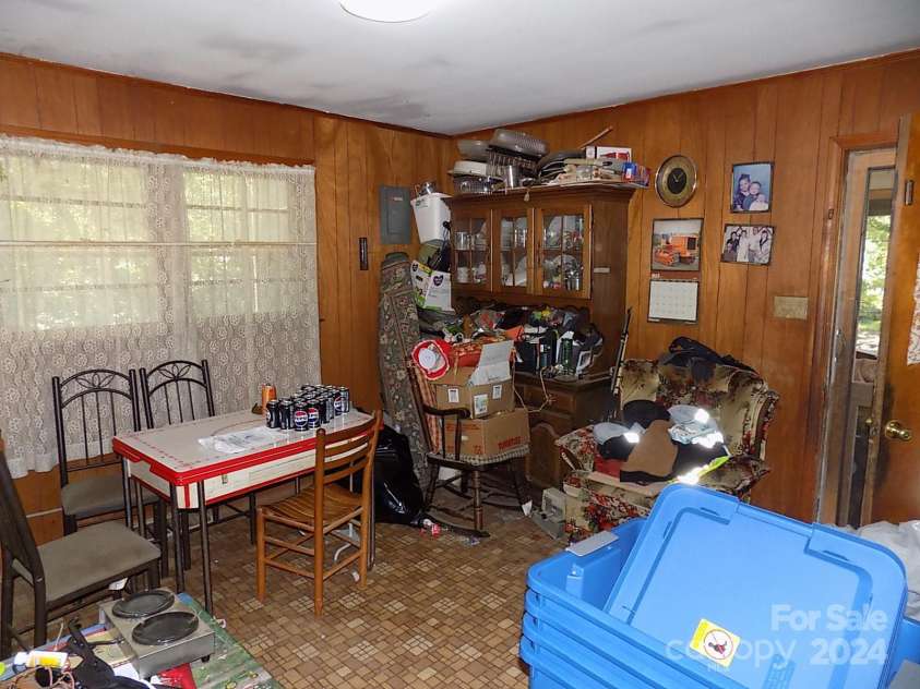 405 Sherwood Drive, Bessemer City, NC 28016.  MLS# CAR4167847, YatesRealty ID 6063. Dining Room