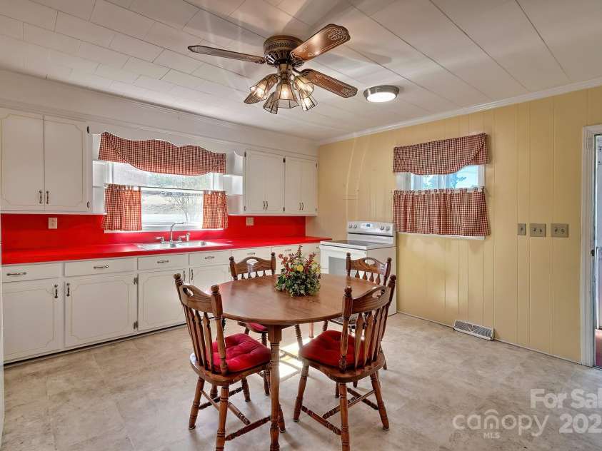 321 Sewell Street, Pageland, SC 29728.  MLS# CAR4227147, YatesRealty ID 6065. 