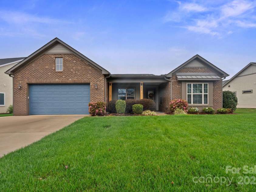 499 Granite Lake Court, Denver, NC 28037.  MLS# CAR4262817, YatesRealty ID 6067. 