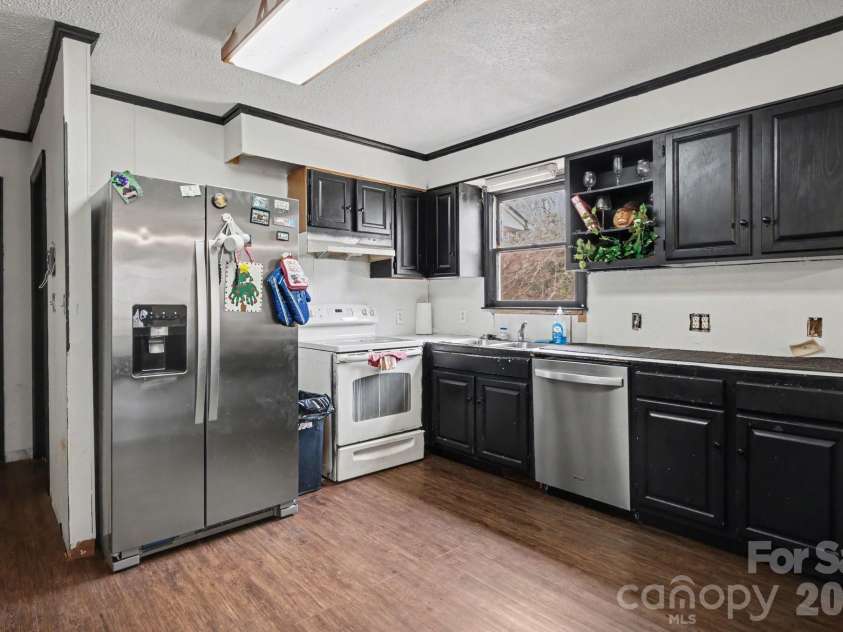 236 Tussey Road, Lexington, NC 27295.  MLS# CAR4355726, YatesRealty ID 6068. 