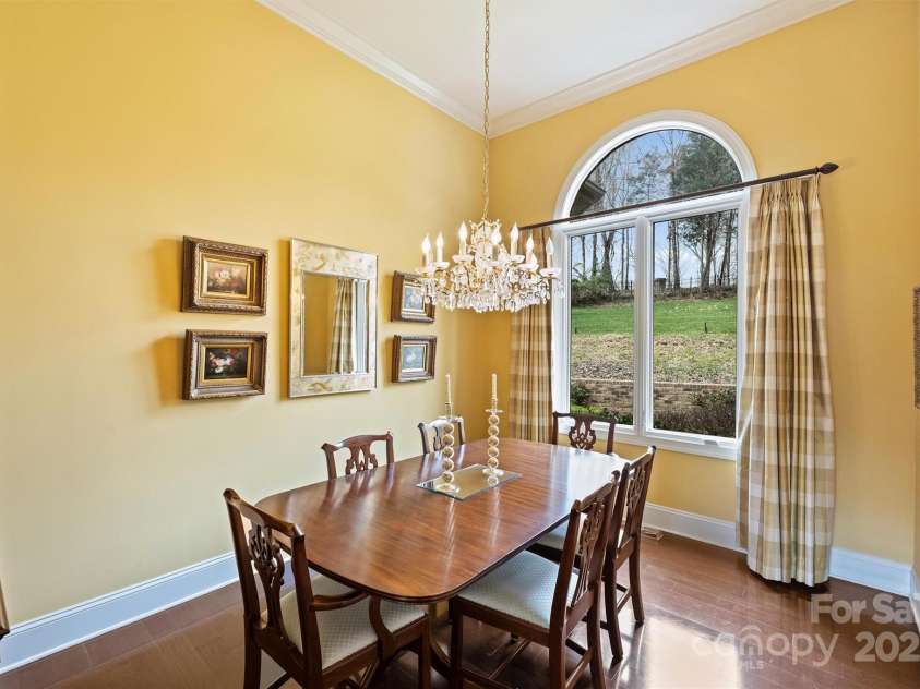 8720 Island Point Road, Charlotte, NC 28278.  MLS# CAR4235188, YatesRealty ID 6069. 